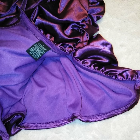 💜 Purple Ruffled 💜Halter Chain Detail 💜Necklace - Picture 4 of 12